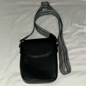 Bostantan small crossbody bag.